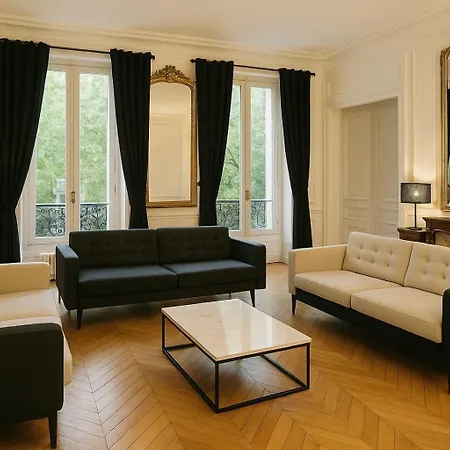 Apartment Luxurious Av Des Champs-elysee